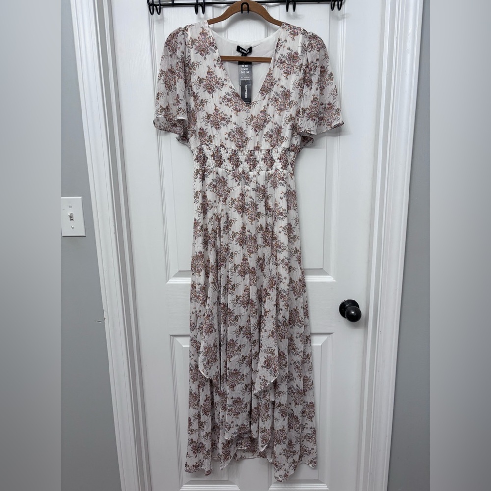 Cream Floral High-Low Maxi Dress | Express S